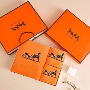 Set 3 Khăn Tắm Ngựa Màu Cam Kèm Hộp (Thùng 30 Set)