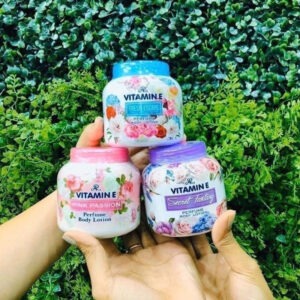 Kem Body Dưỡng thể Vitamin E La Lacy 200g Thái Lan (Thùng 20 Lốc x 6 Chai)