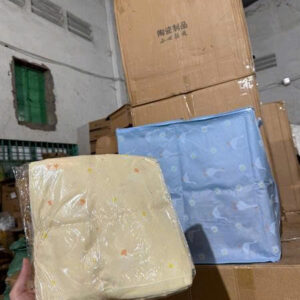 Hộp Đựng Quần Áo Con Vịt 140L